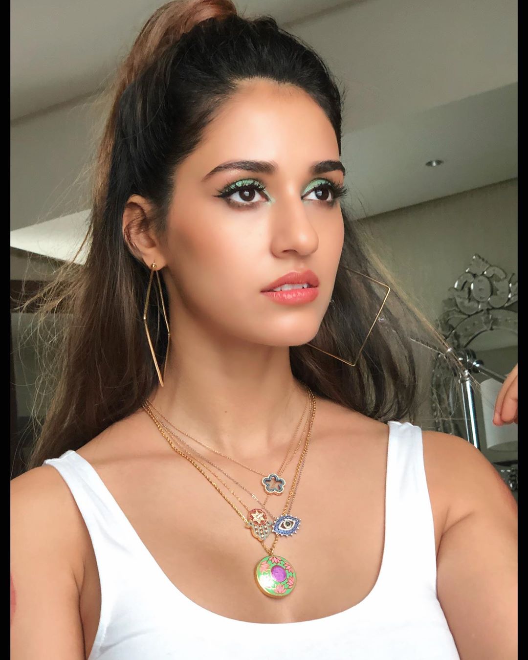  Disha Patani